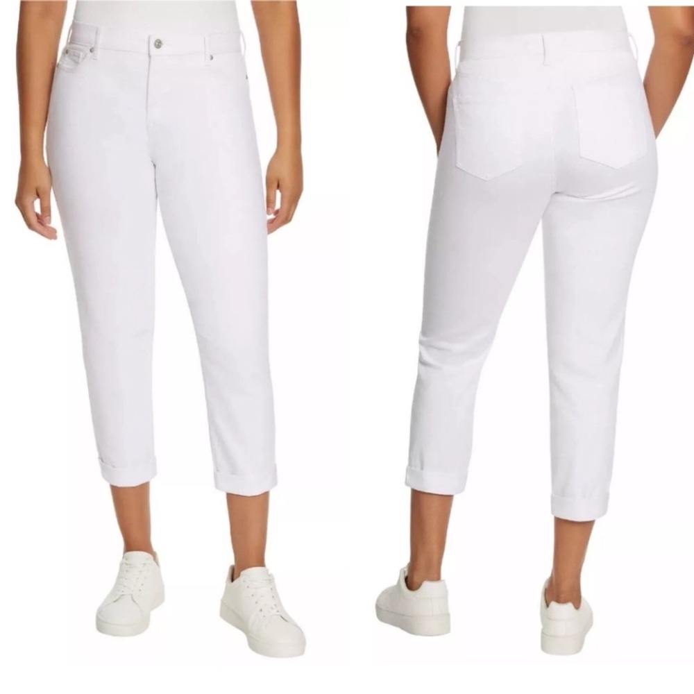 Gloria Vanderbilt Boyfriend Cuffed comfort stretch mid rise Jean size 14